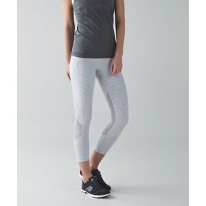 Lululemon Run Crop Leggings Mesh Panels  Luxtreme in Space Nimbus‎